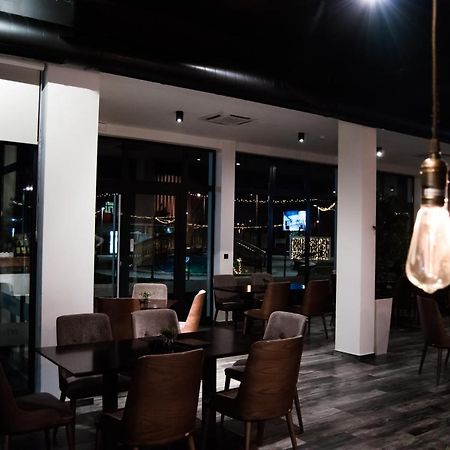 Hotel Ub Business & Wellness Ub Экстерьер фото