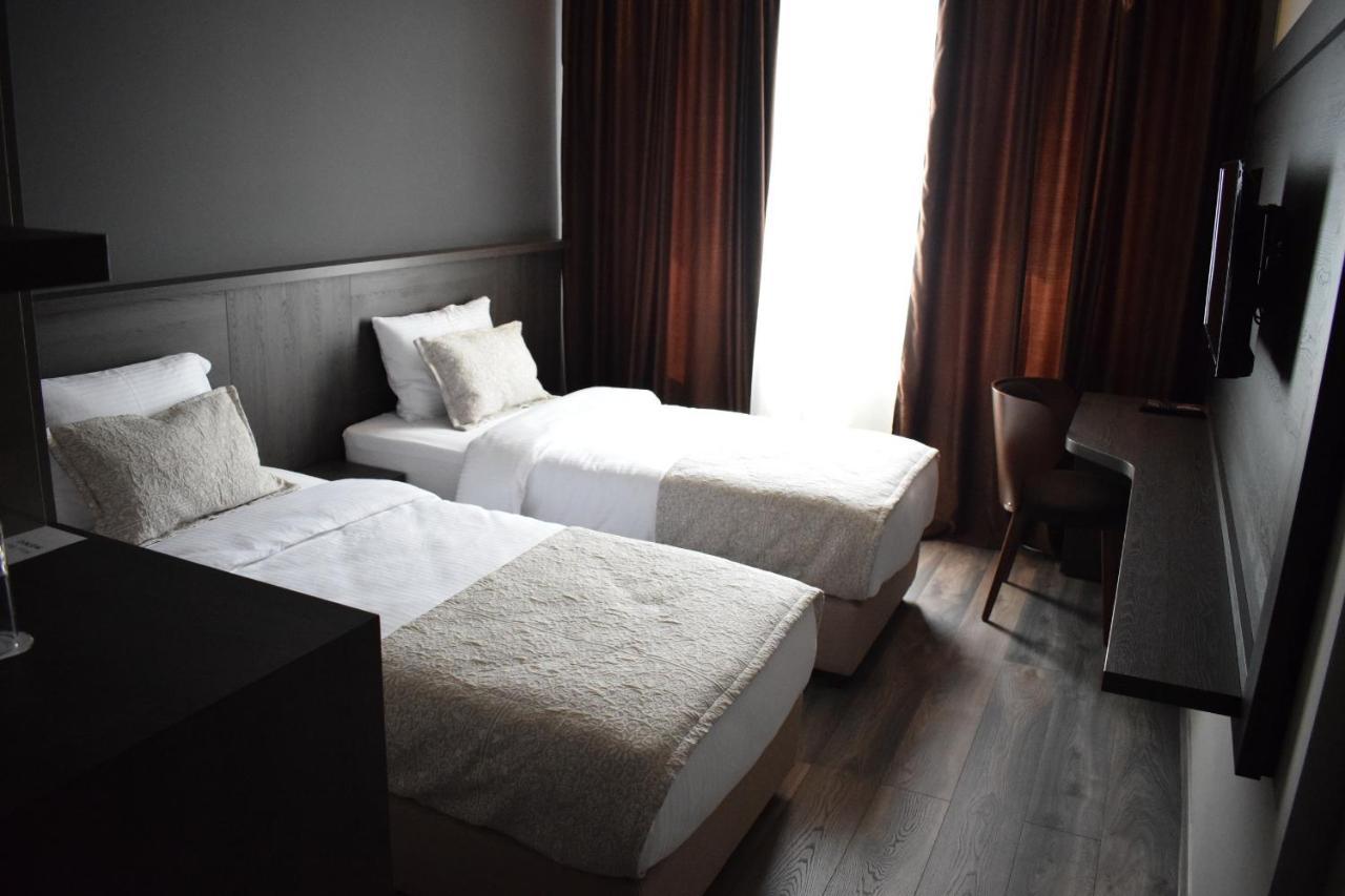 Hotel Ub Business & Wellness Ub Экстерьер фото