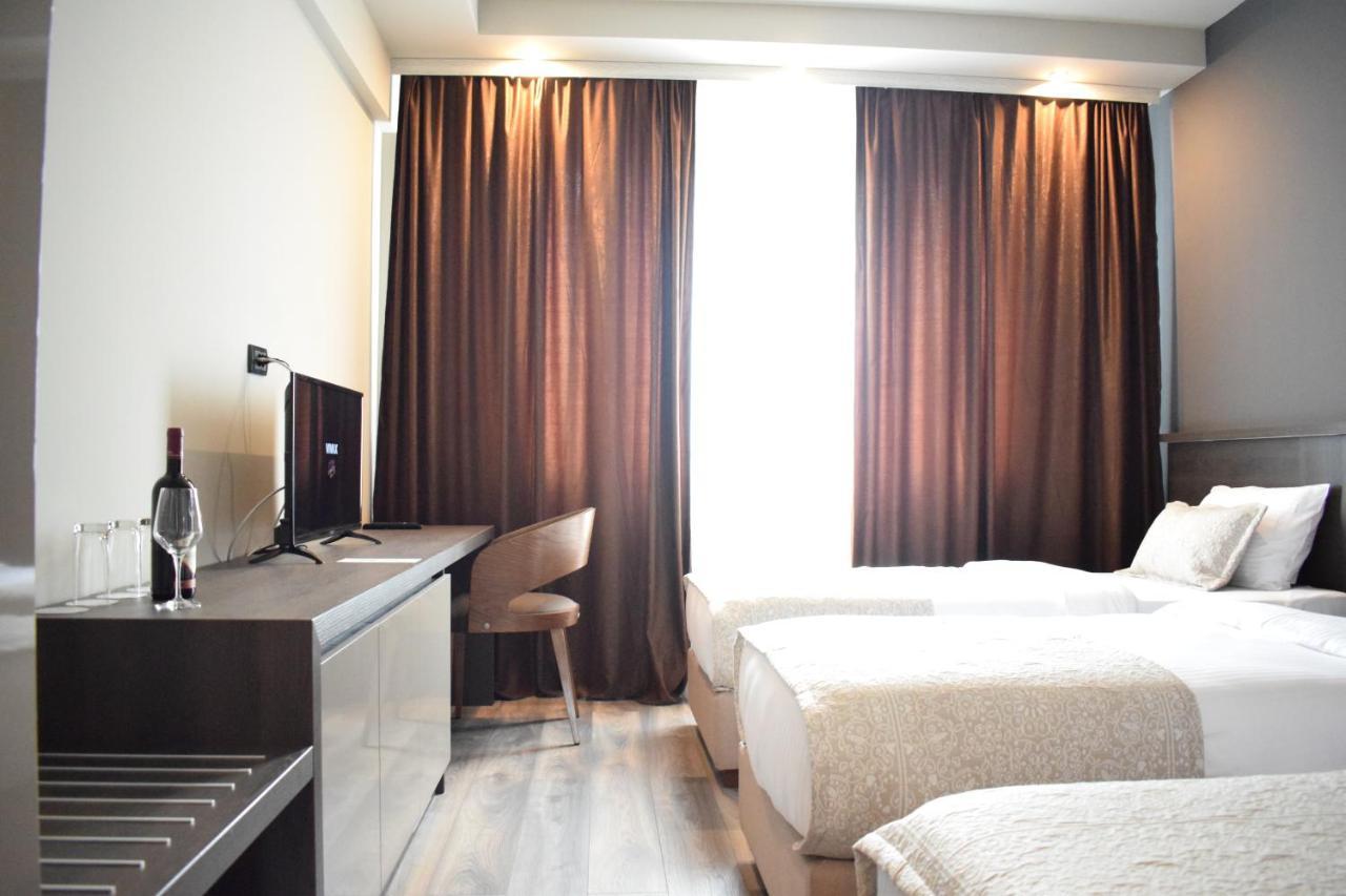 Hotel Ub Business & Wellness Ub Экстерьер фото