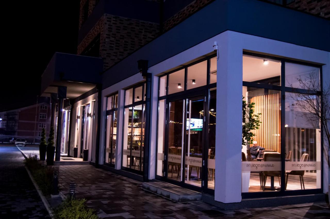 Hotel Ub Business & Wellness Ub Экстерьер фото