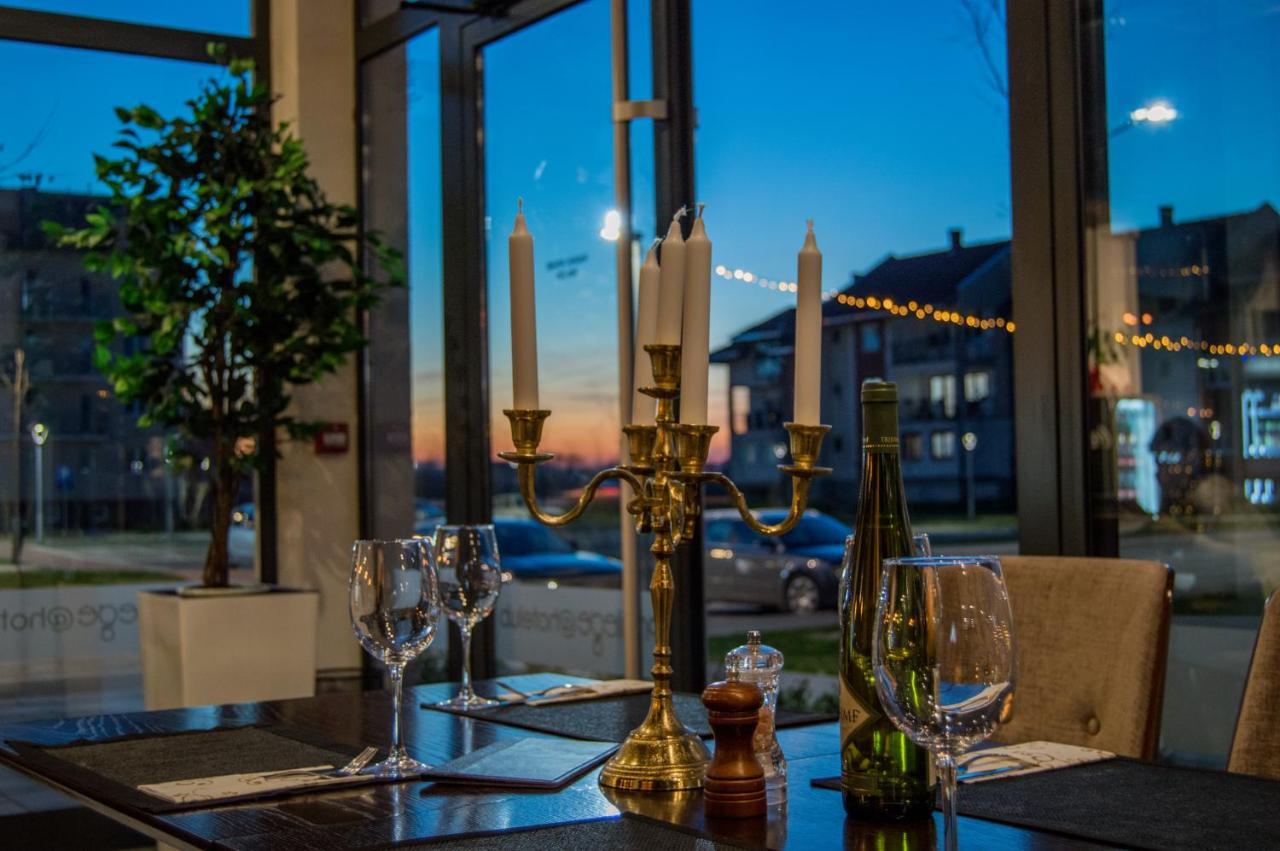 Hotel Ub Business & Wellness Ub Экстерьер фото