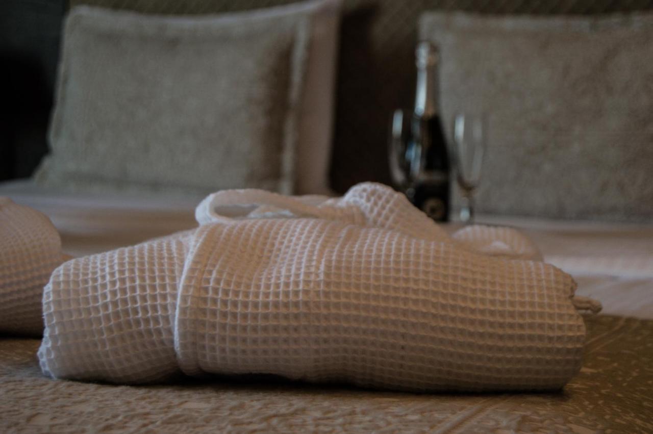 Hotel Ub Business & Wellness Ub Экстерьер фото
