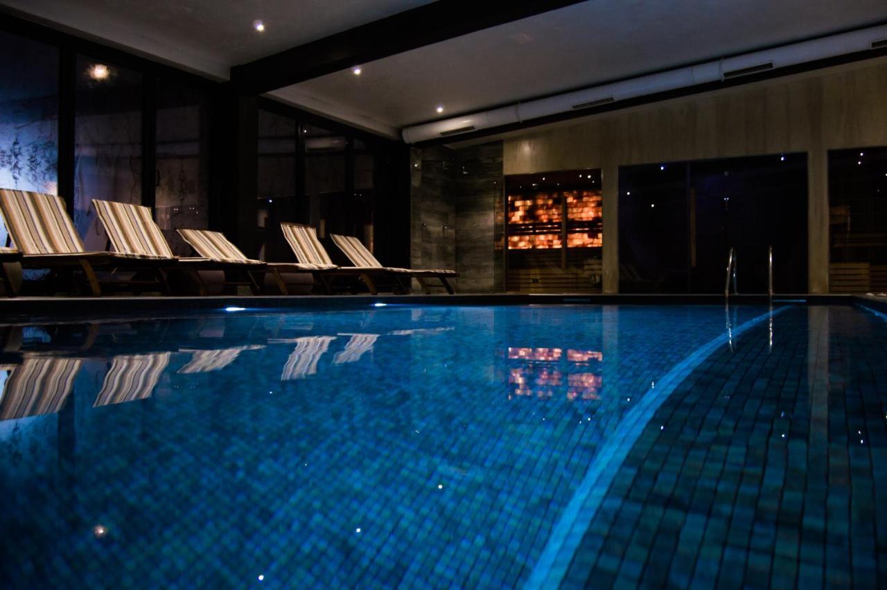 Hotel Ub Business & Wellness Ub Экстерьер фото